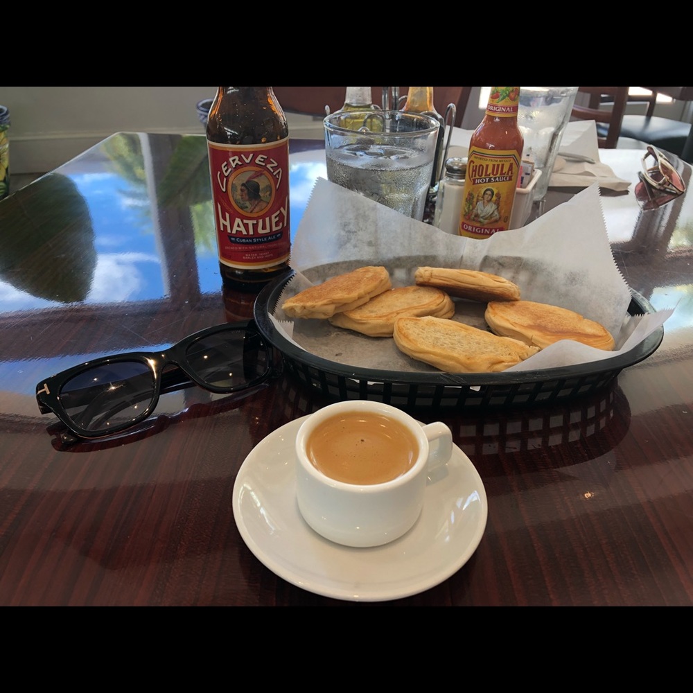 Meet your Posher, Elmondo